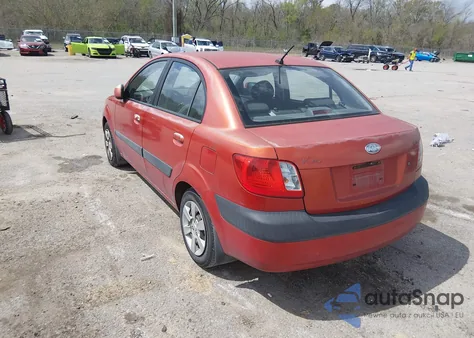 2006 Kia Rio Lx z USA, uszkodzony, nr VIN KNADE123966154581